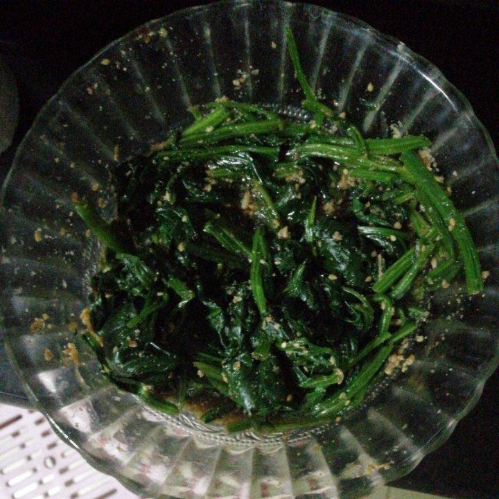 日式芝麻拌菠菜