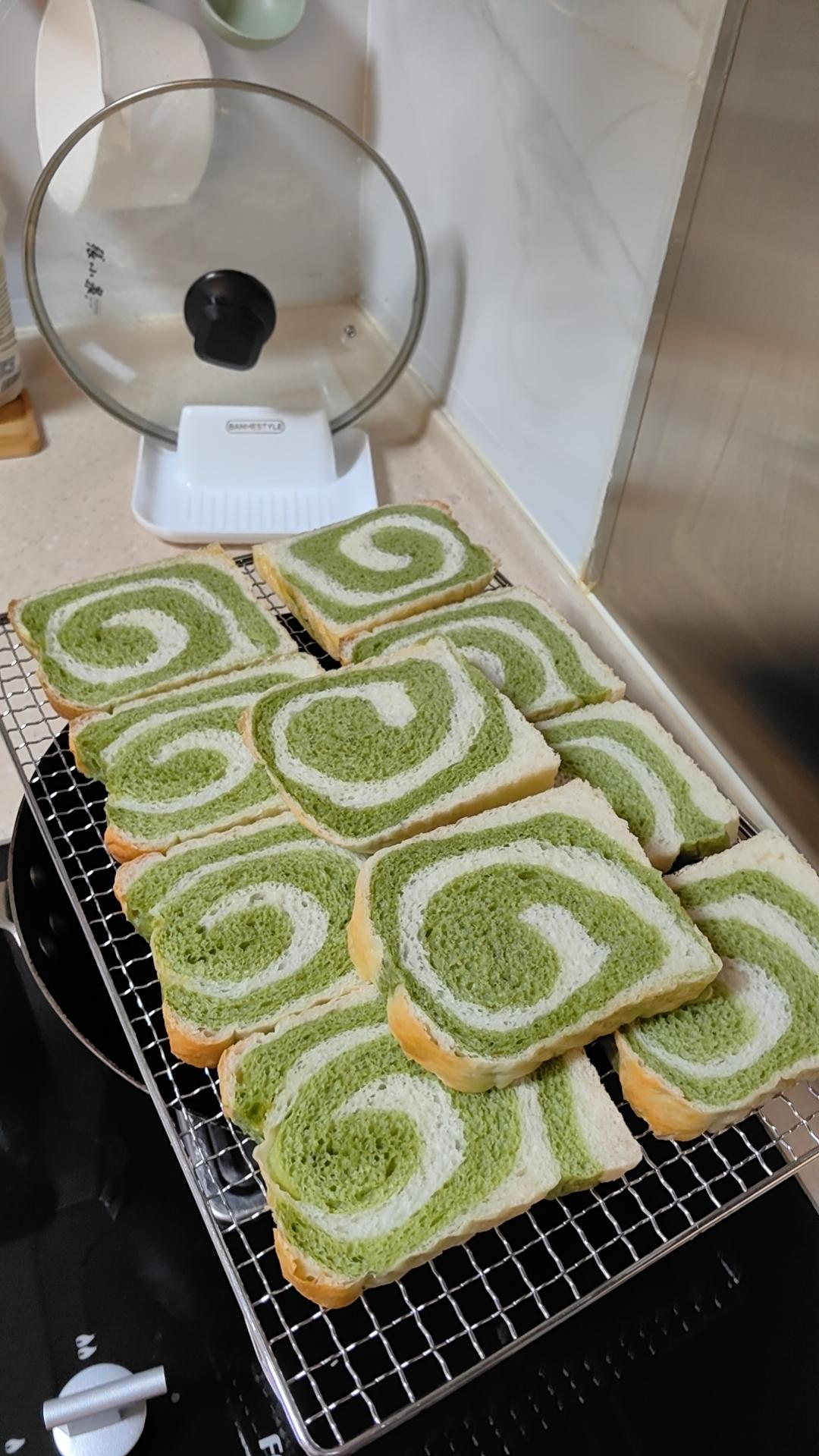 抹茶双色吐司