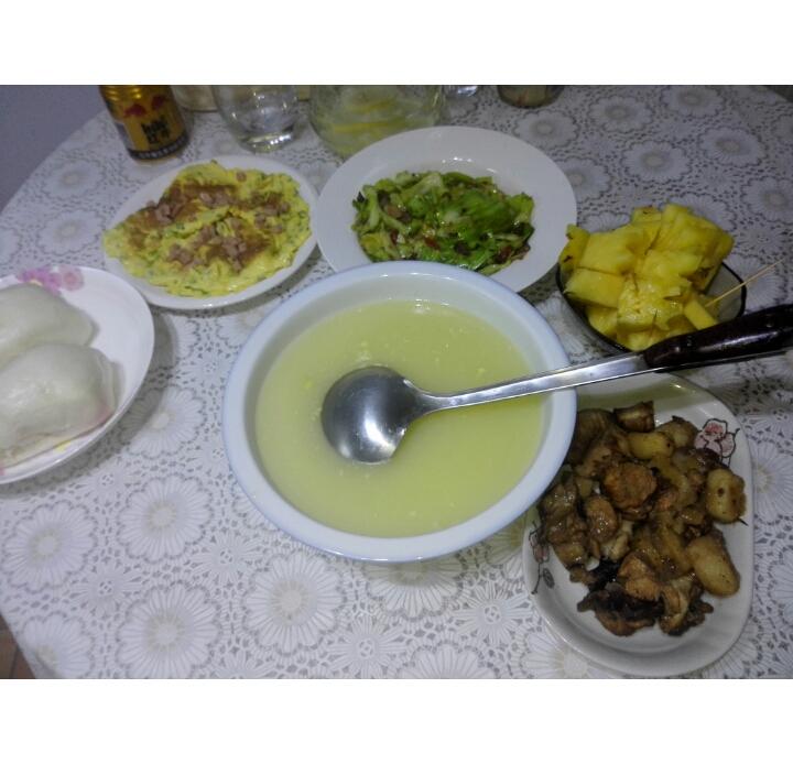 阿婆手撕包菜