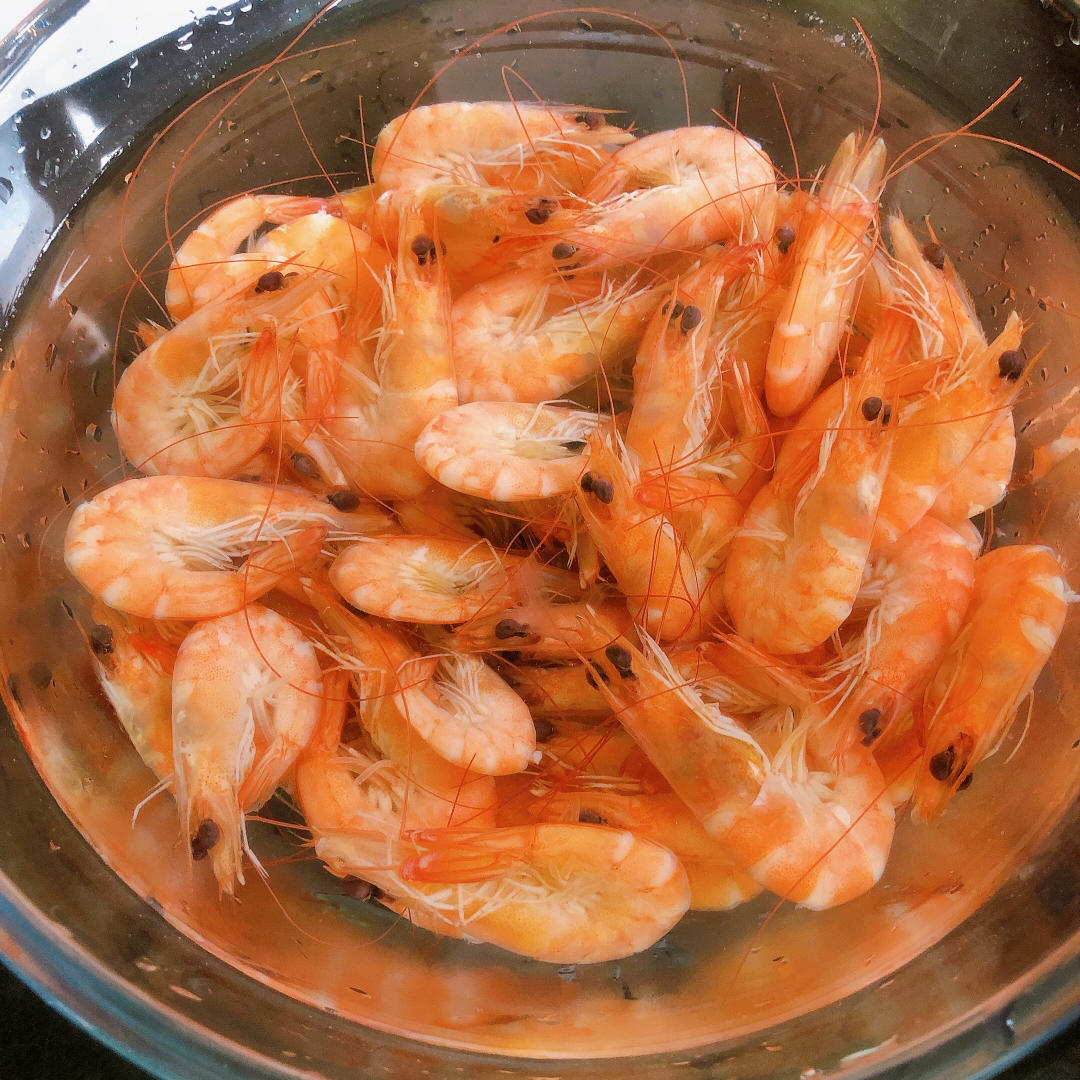 柠檬酸辣虾，冰镇下太太太好吃了！