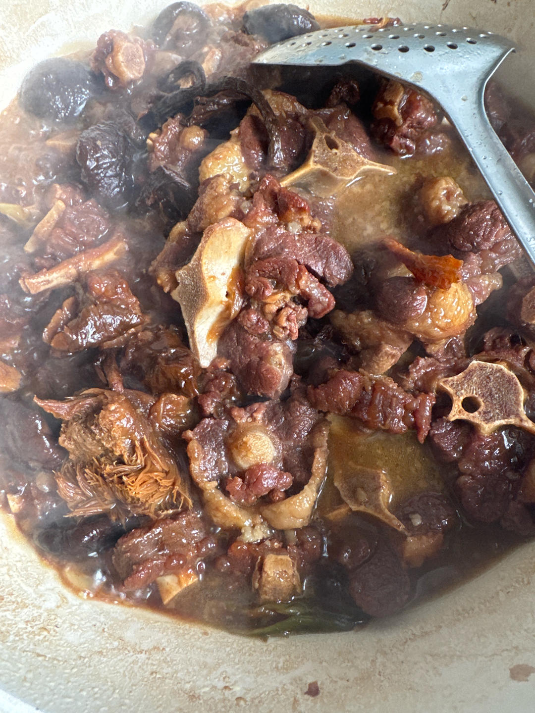 红烧牛尾