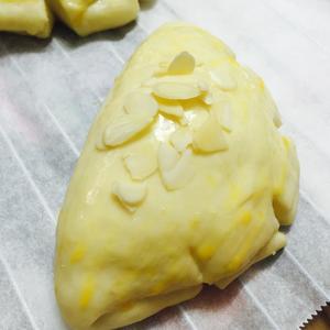 【饺子型】奶黄面包的做法 步骤12