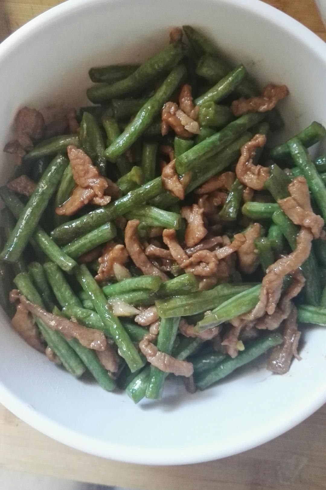 臭蛋的猪猪做的豆角炒肉丝