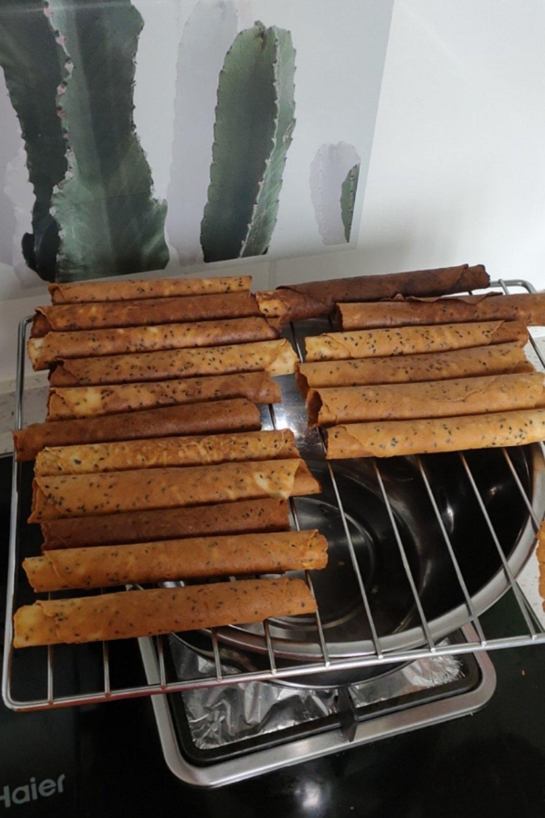 奶香芝麻蛋卷（是香香脆脆的那种喔~）