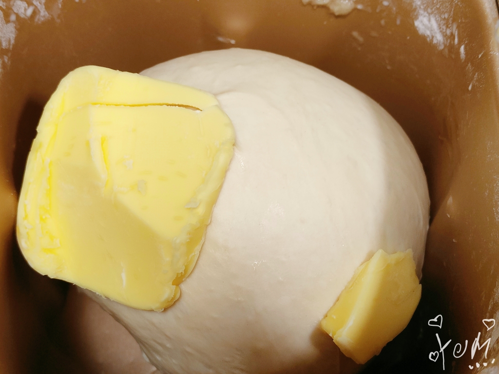 新手成功率极高的奶香小面包的做法 步骤5