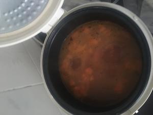 电饭锅煮西红柿鸡蛋面的做法 步骤3