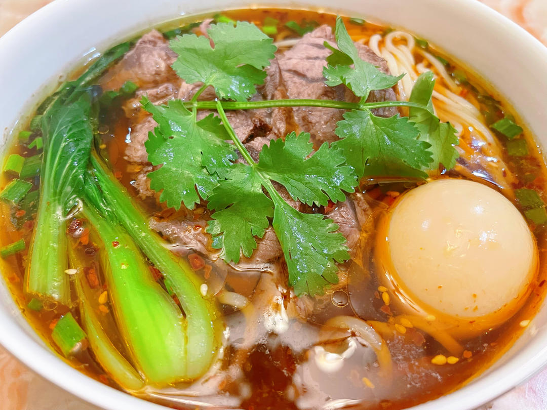 卤香牛肉面