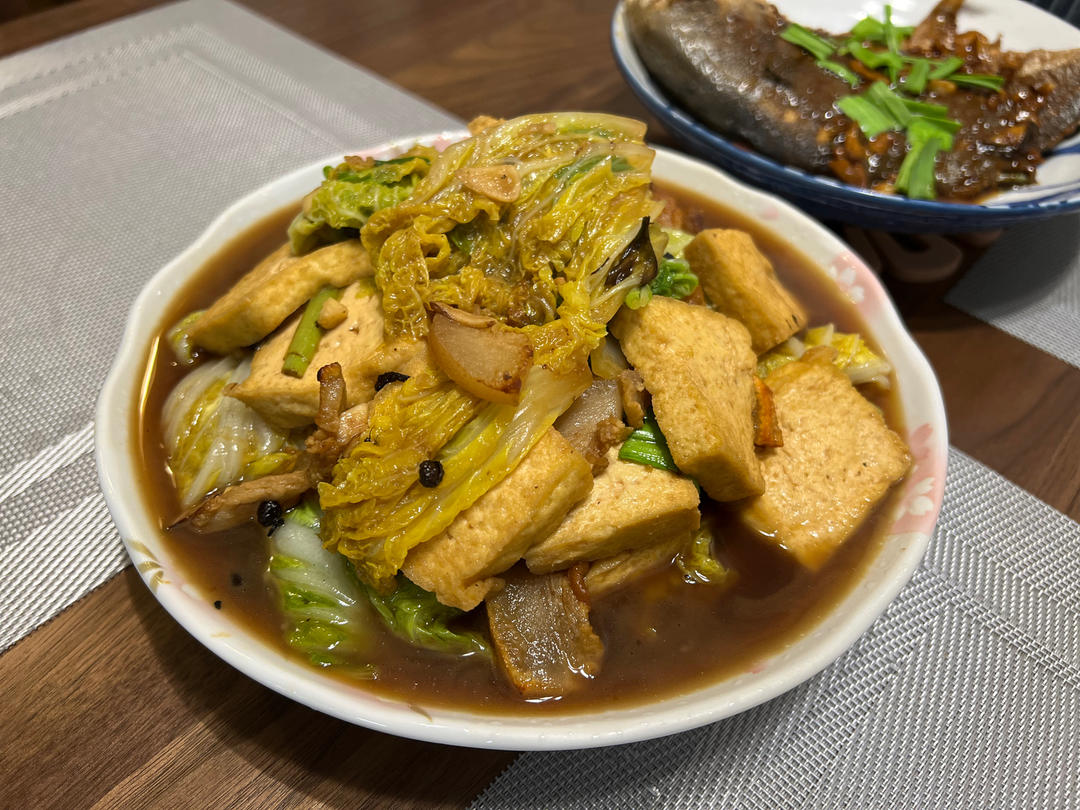 家常白菜炖豆腐（家人最爱这一口）