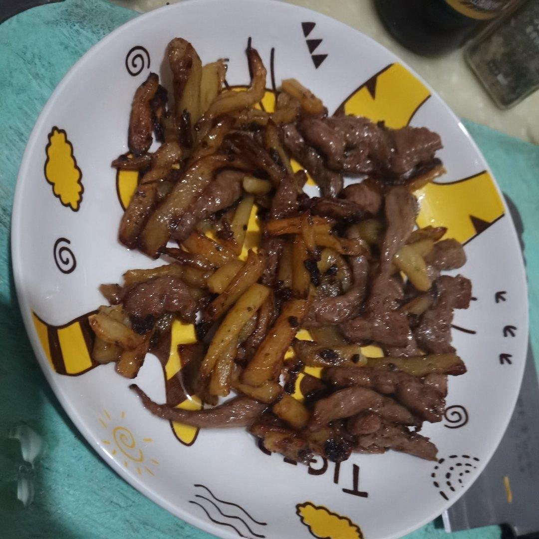 嫩滑多汁‼️一口就上瘾的㊙️牛排土豆煎锅