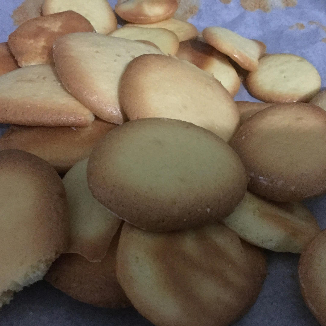 鸡蛋小饼干
