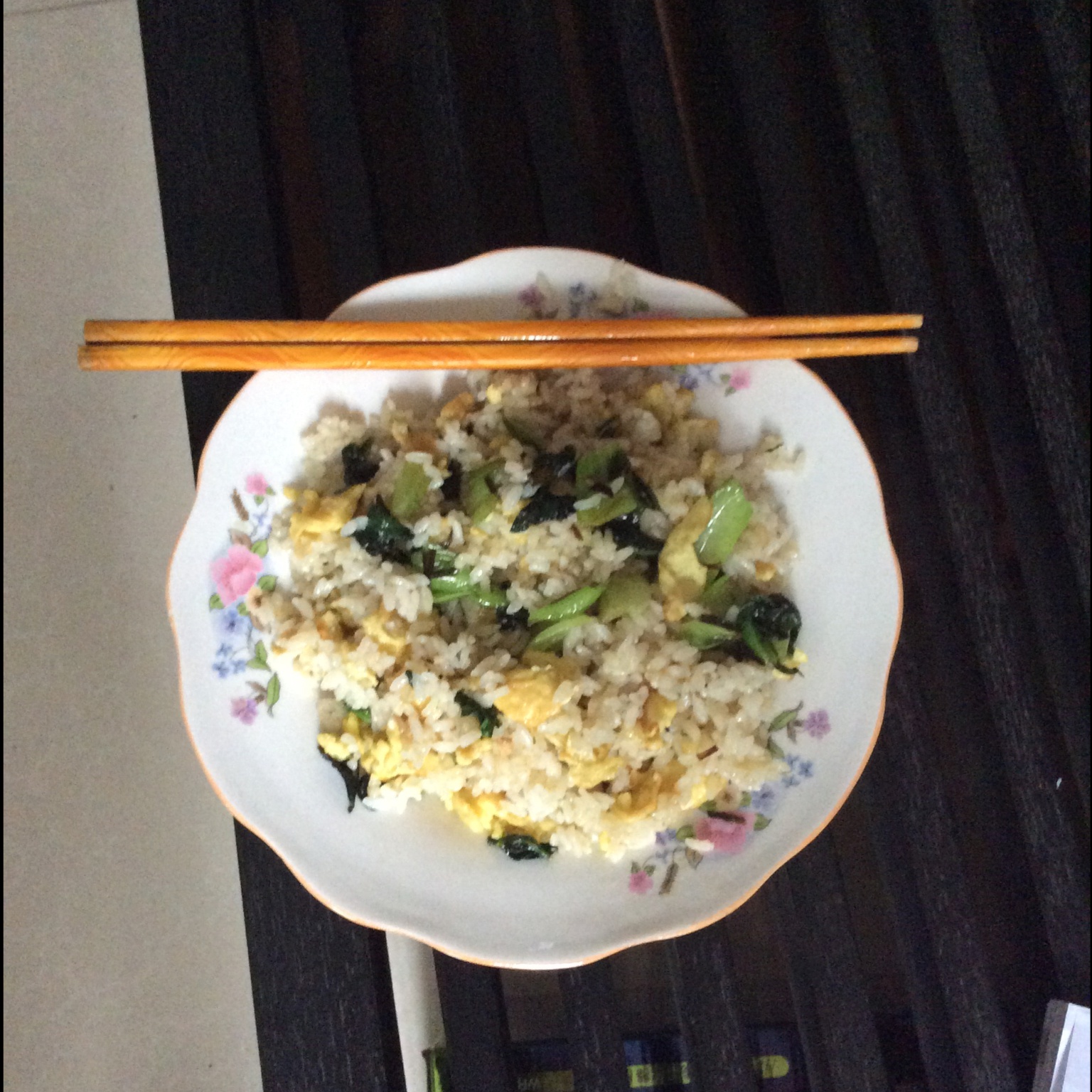 青菜蛋炒饭