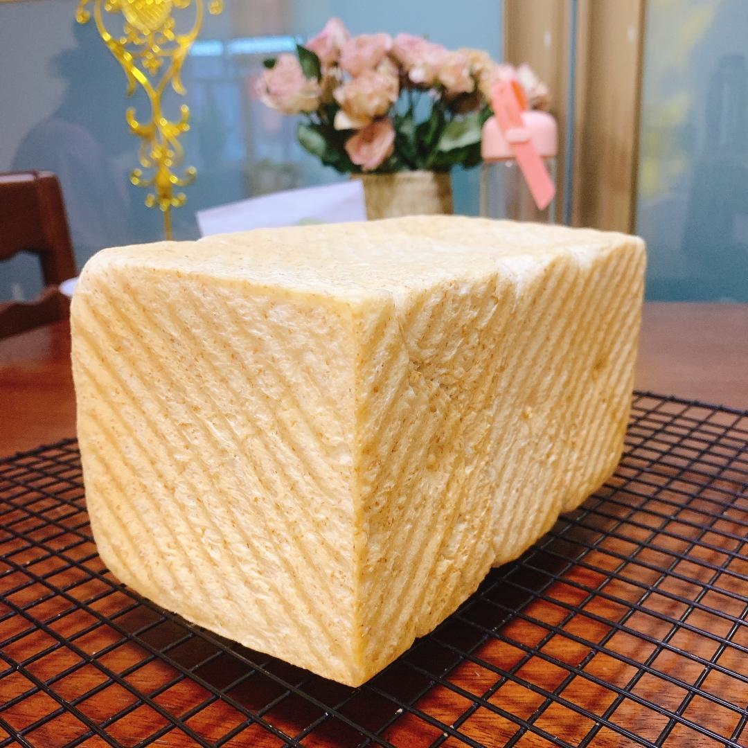 【健康烘培】超低卡黑全麦吐司