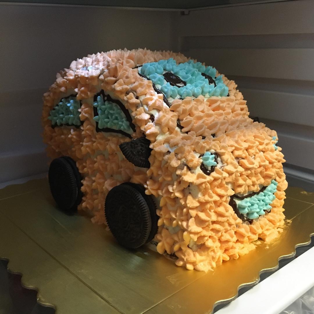 汽车生日蛋糕