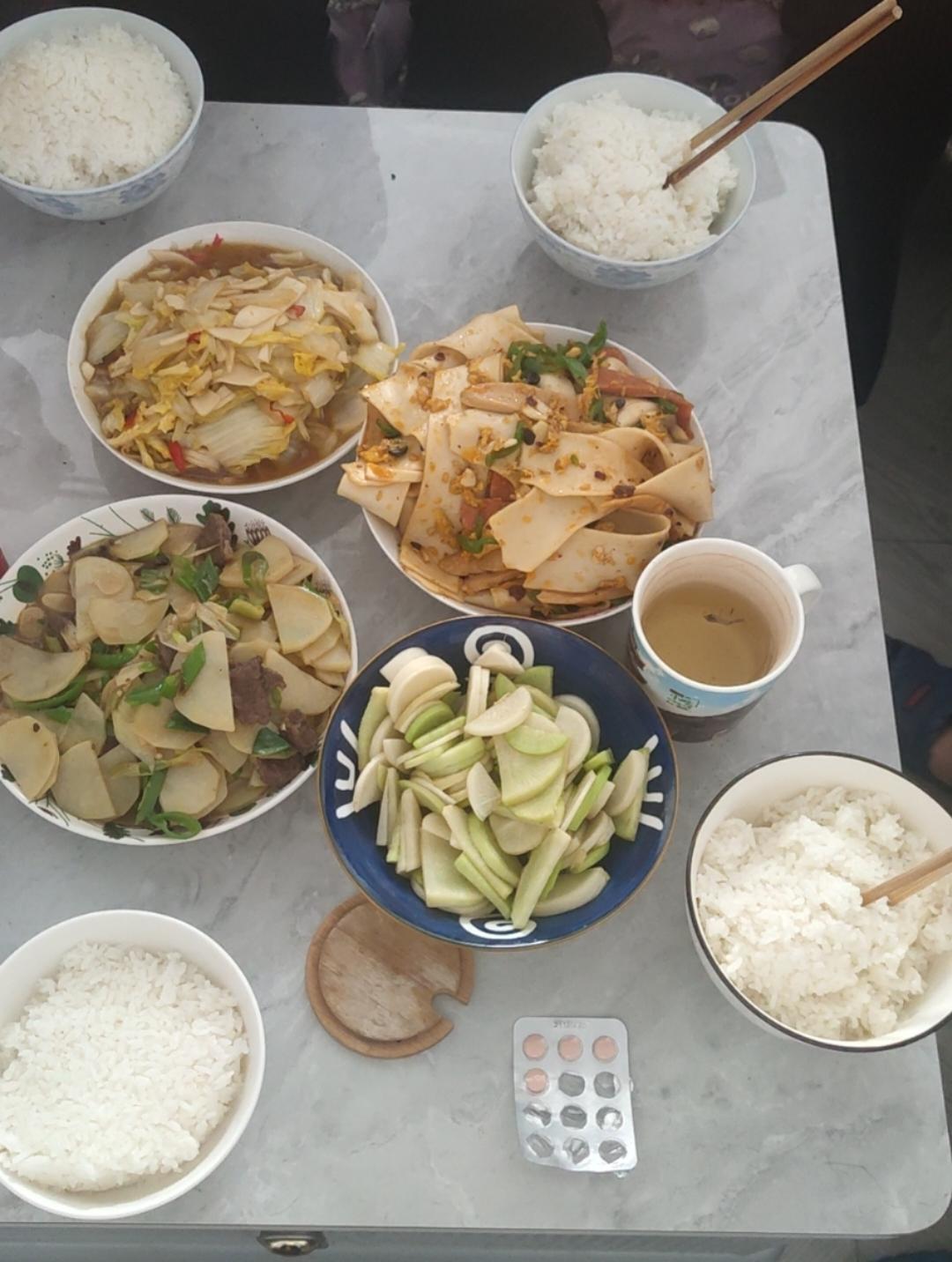 夜市炒宽粉