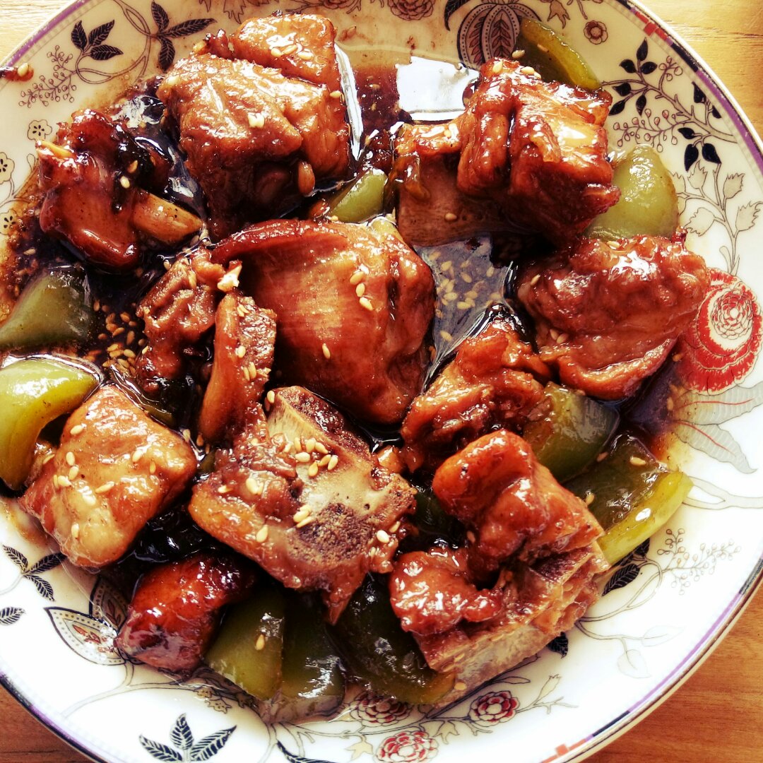 糖醋排骨，春日小鲜肉跳到我的碗里来。