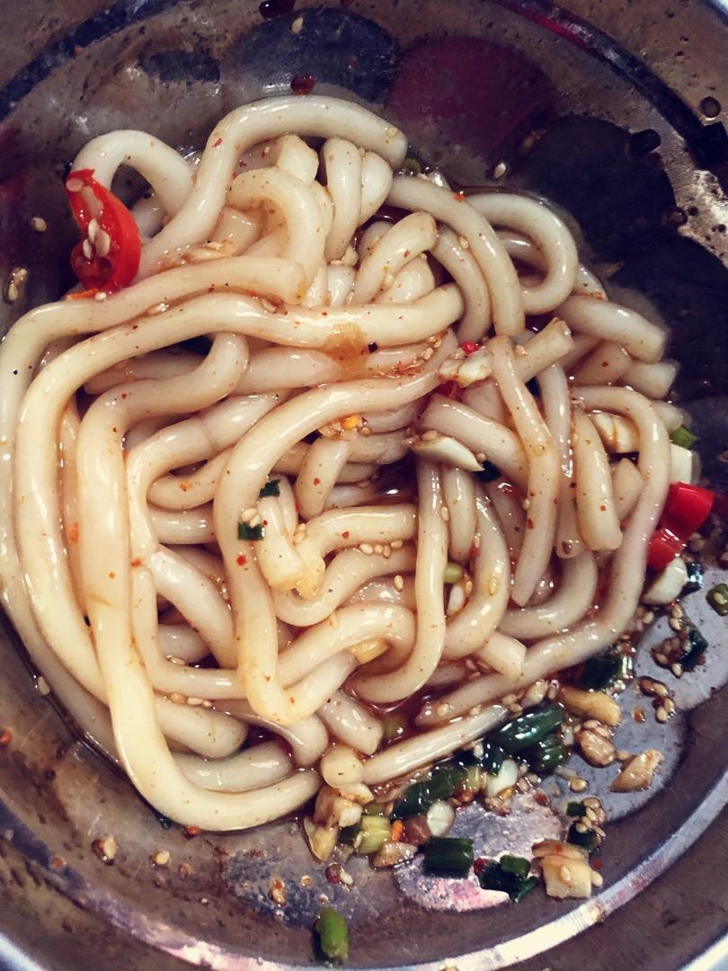 2块搞定Q弹顺滑的凉拌酸辣土豆粉💥 好吃到飙泪。