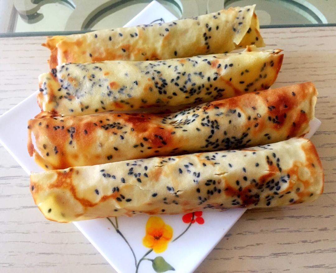 堂妈教你做脆脆的黑芝麻蛋卷
