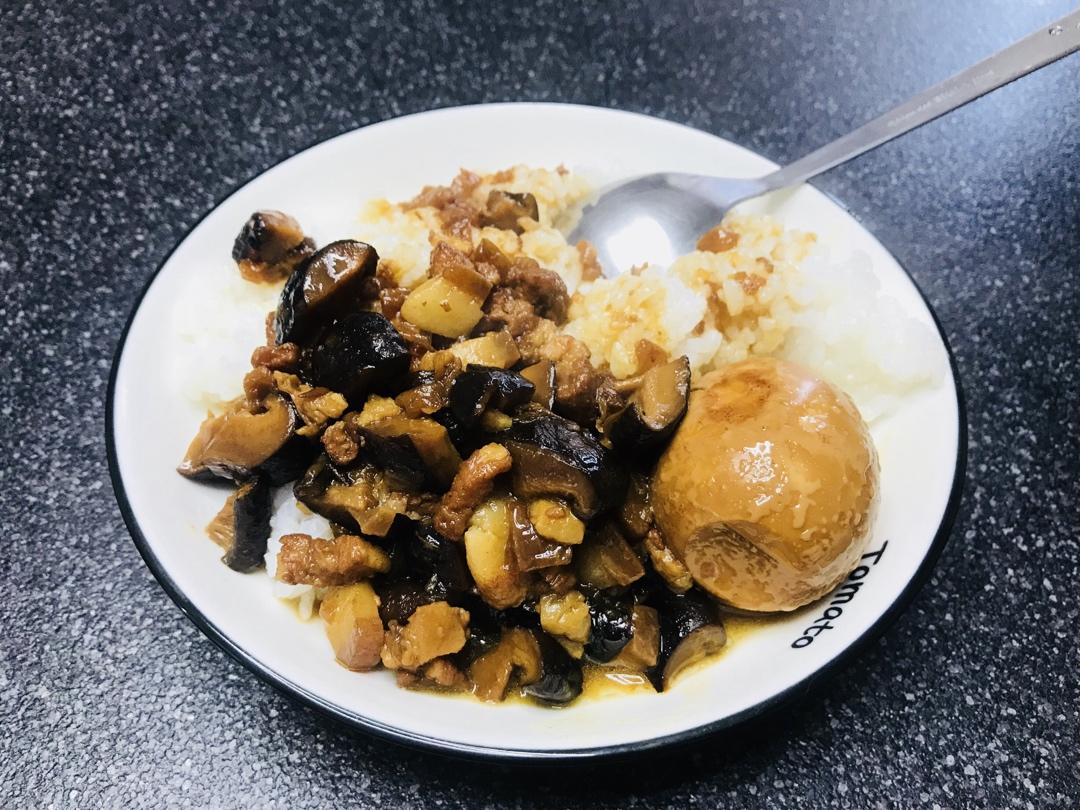 好吃到停不下来的卤肉饭