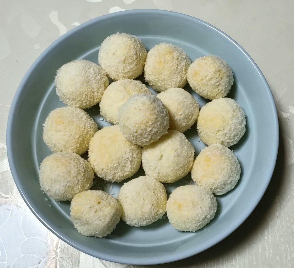 简单易做的椰蓉球（消耗蛋白）