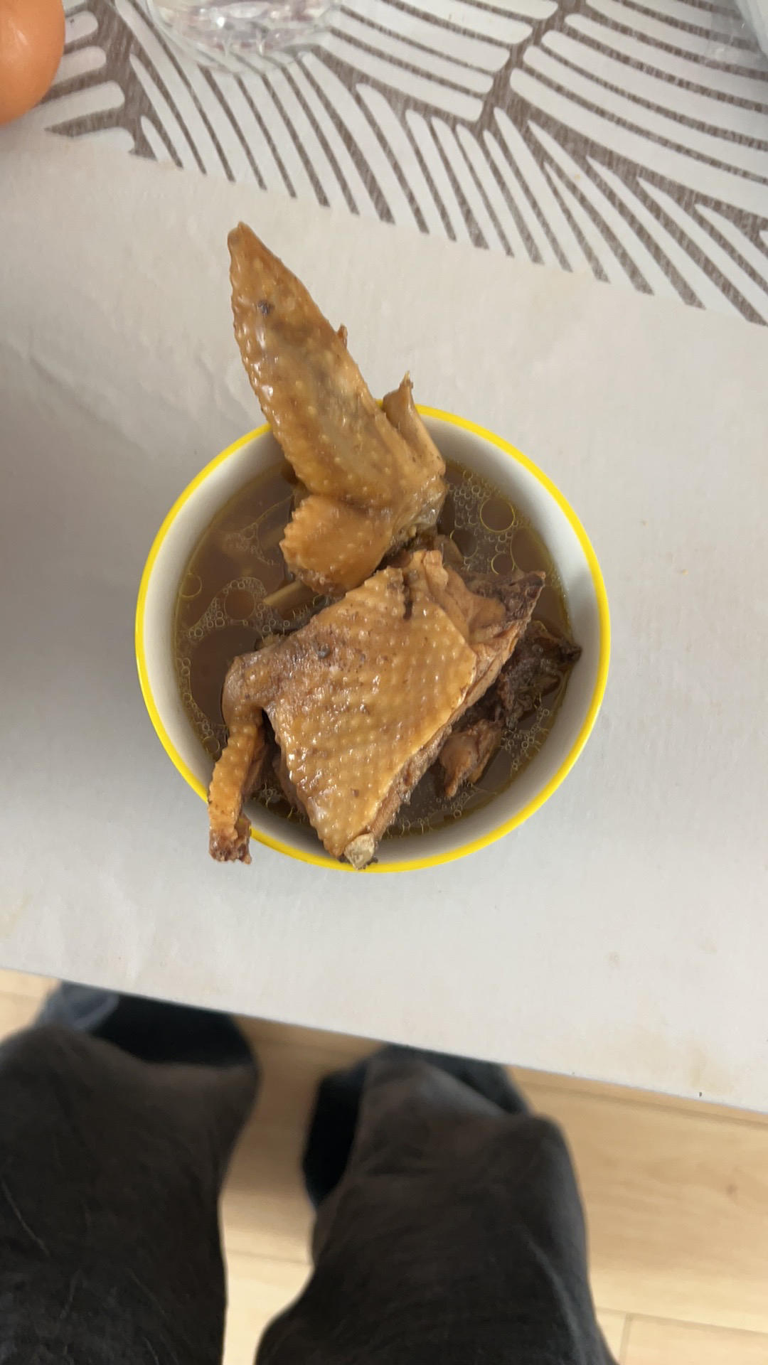 奶奶教的鲜香肥美香菇炖鸡汤