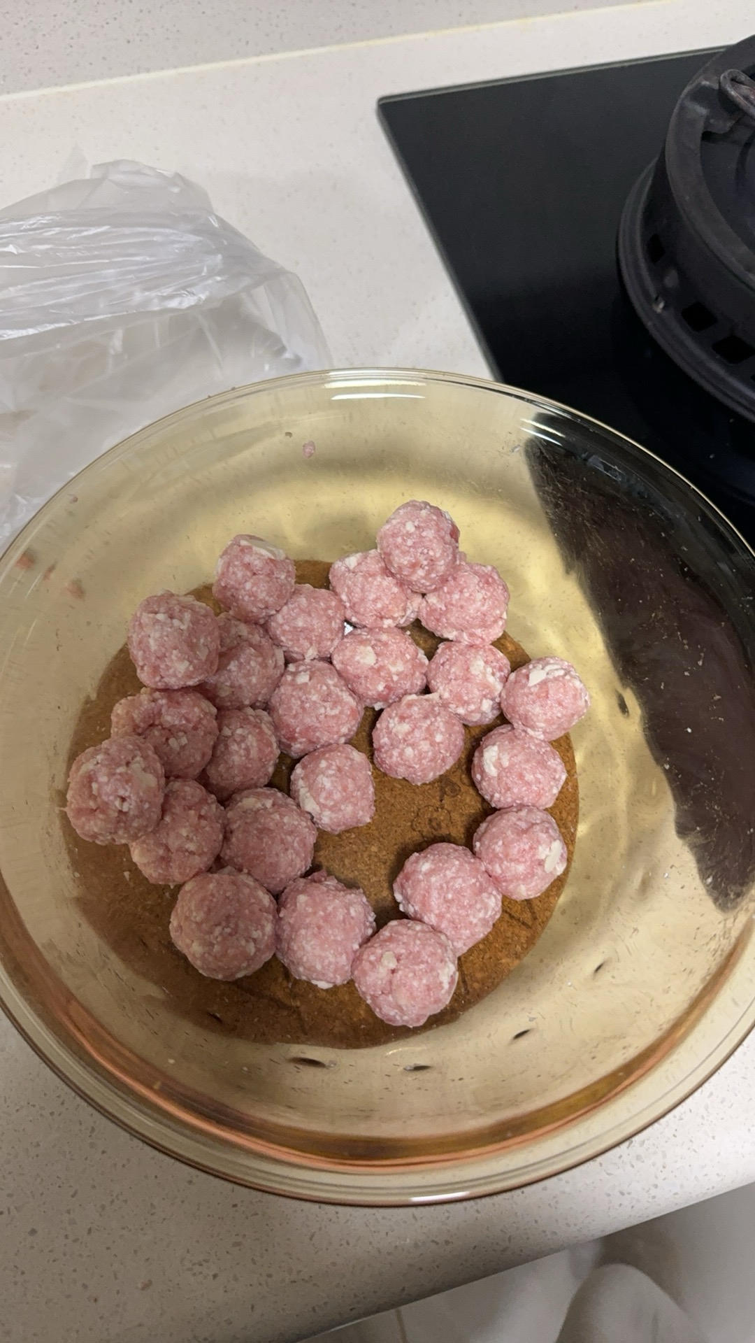 砂锅豆腐肉丸子汆萝卜丝汤