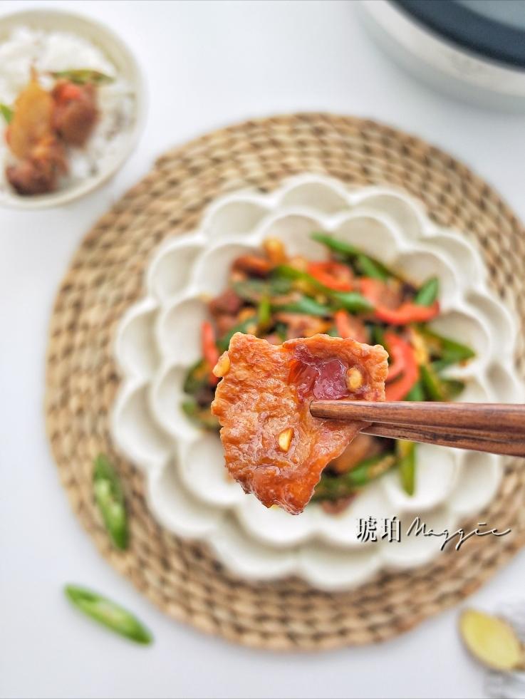 ㊙️快手菜‼️家常小炒肉‼️费米饭的做法