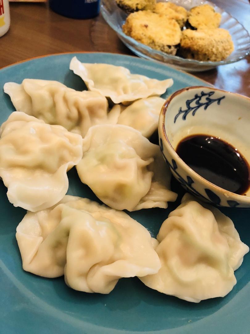 西葫芦鸡蛋虾仁三鲜饺子