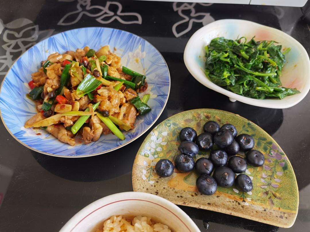 小炒鸡腿肉