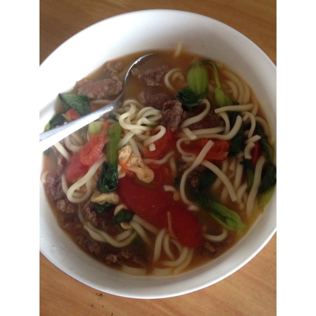 简单又好吃西红柿牛肉面