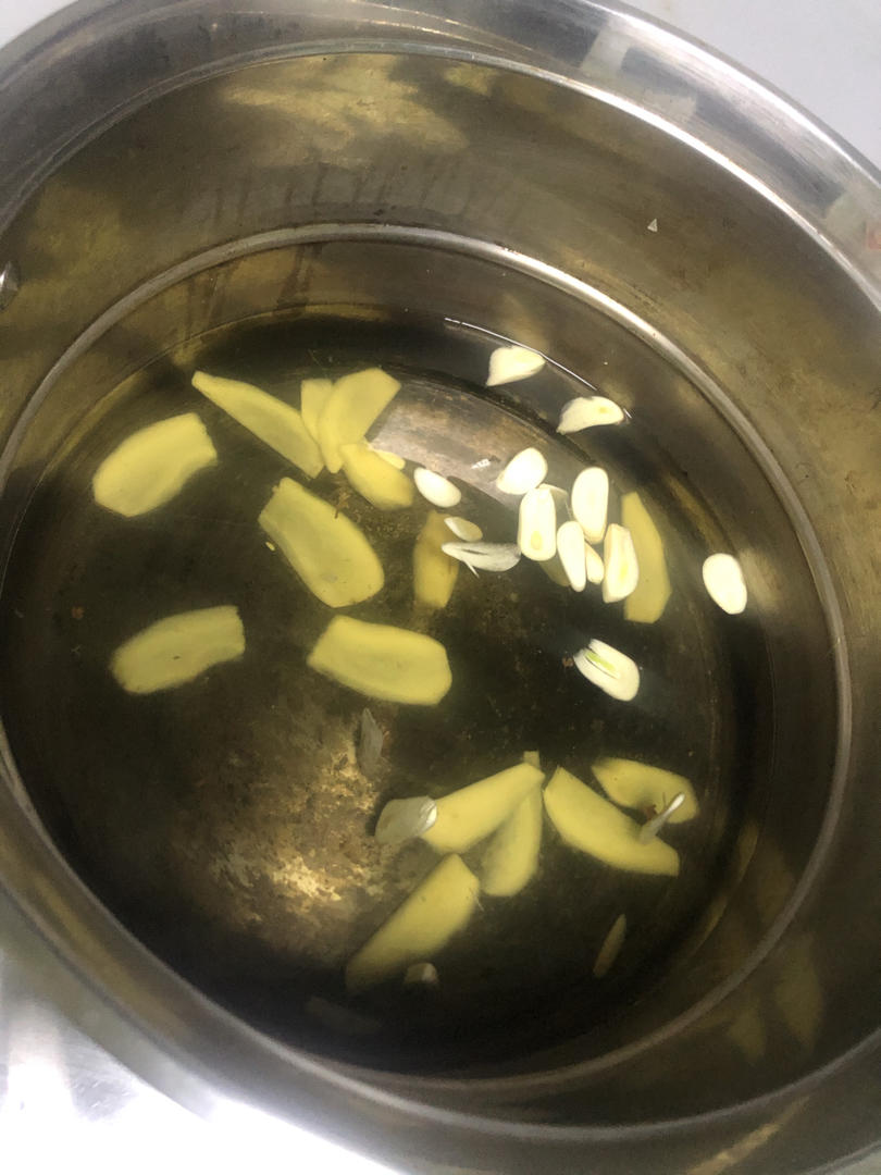 厨师长教你：“清蒸大闸蟹”的做法及吃法，满满的小技巧