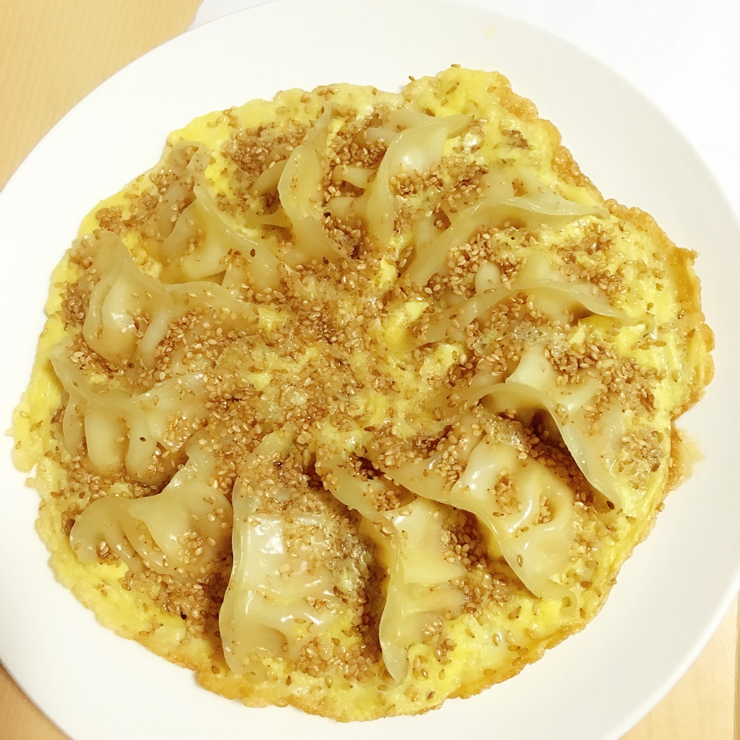 蛋抱煎饺（速冻饺）