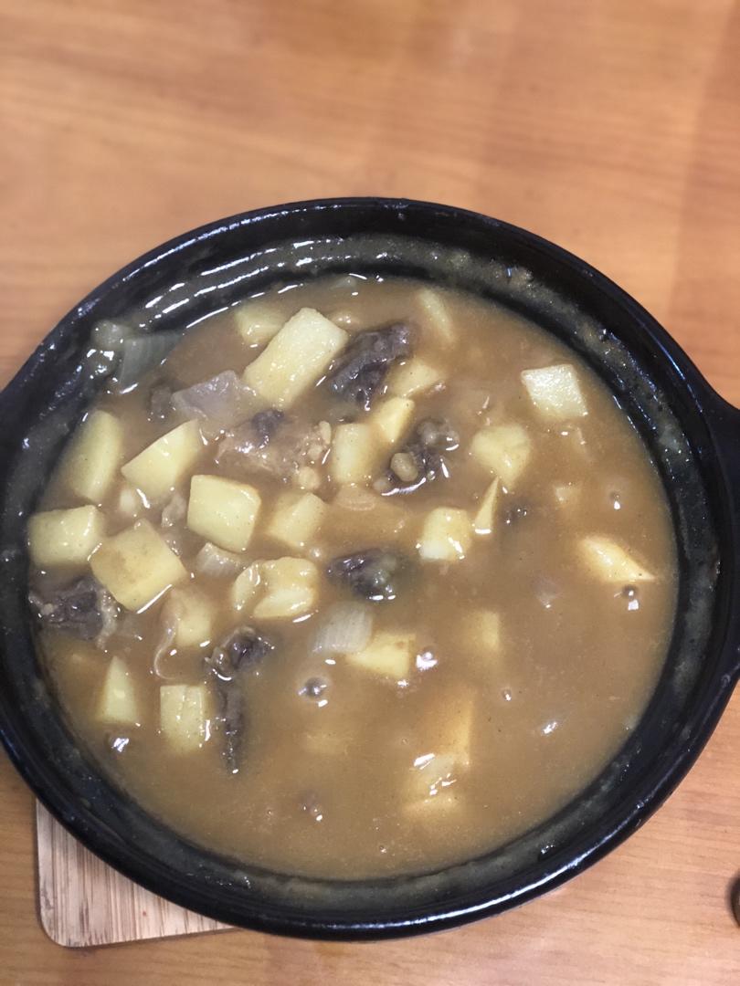 日式咖喱牛肉饭