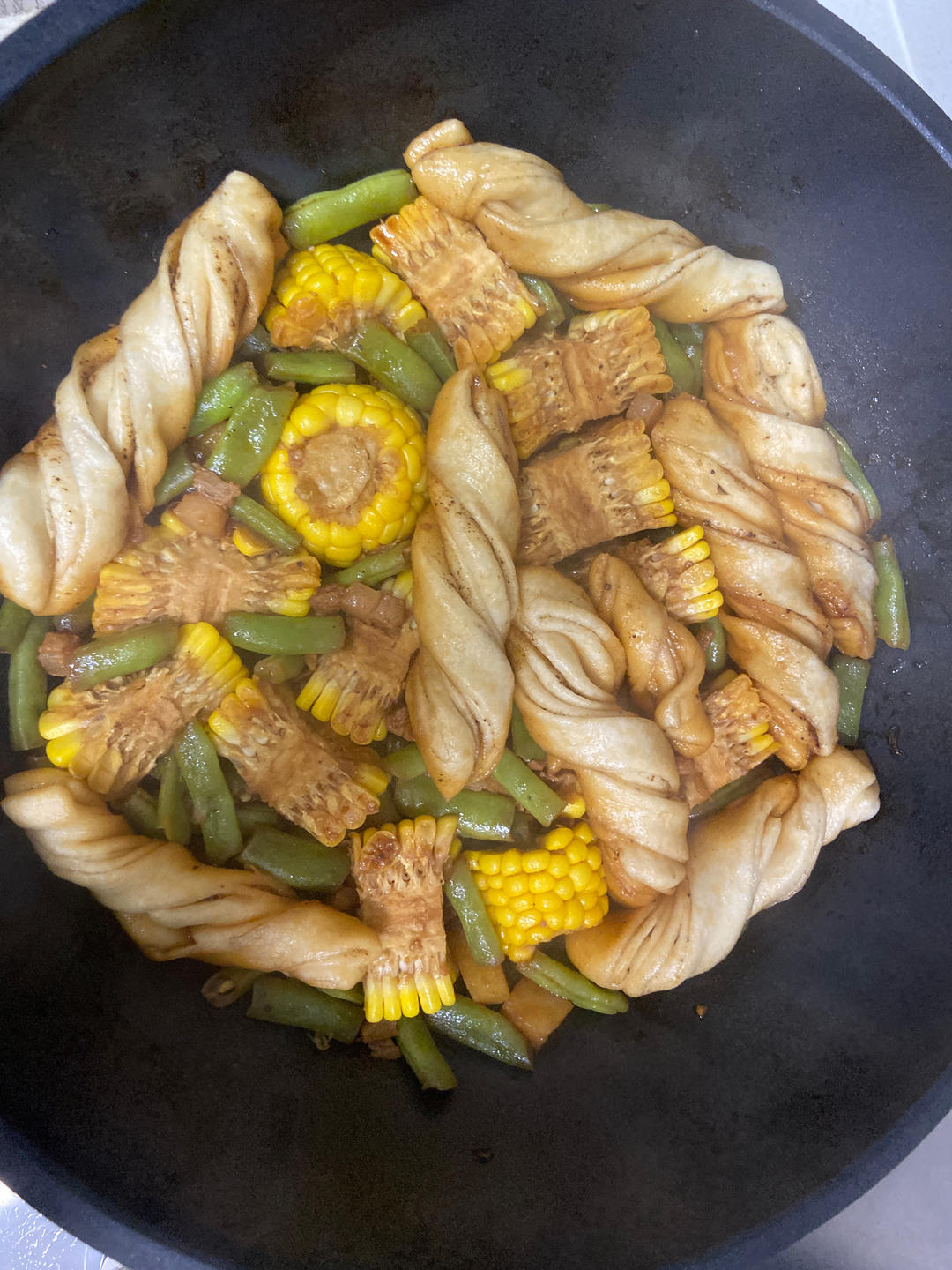 懒人饭豆角粘卷子一锅出