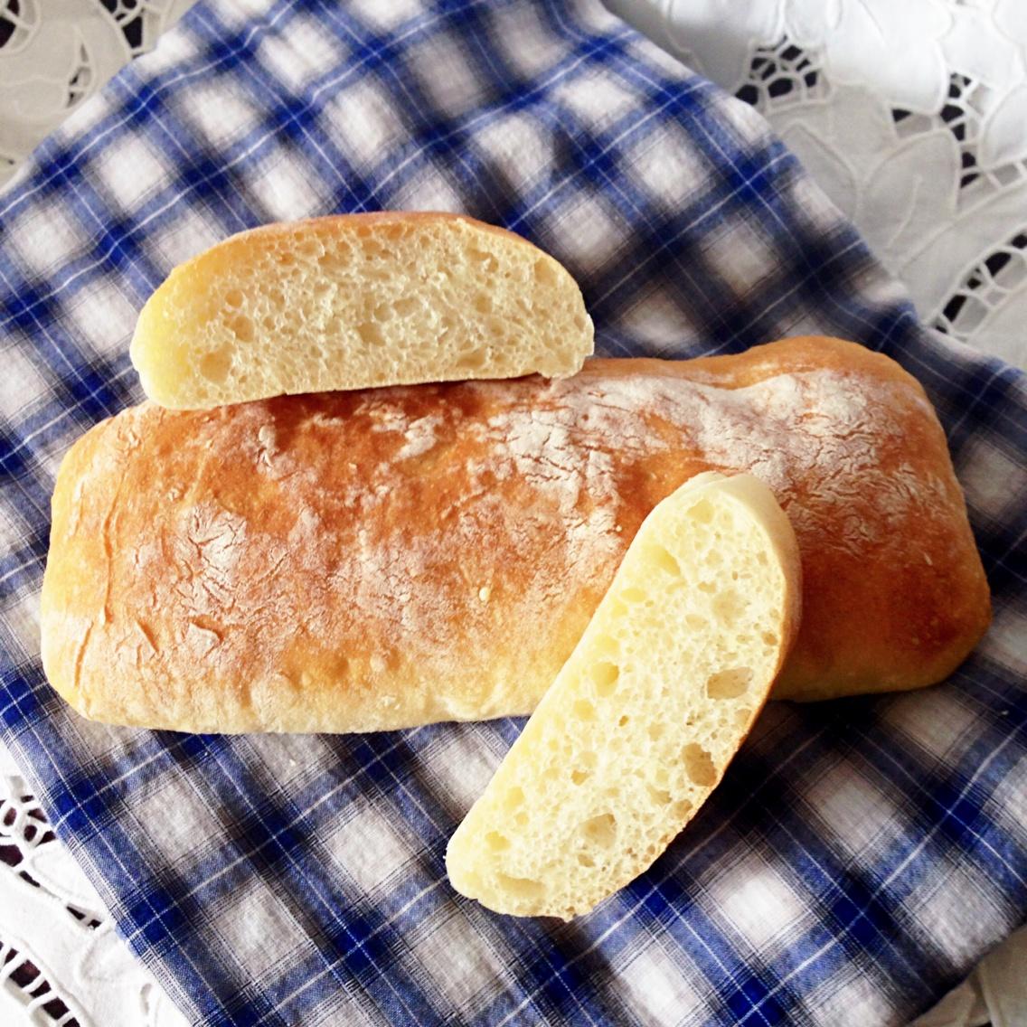 解放你的双手、解放你的时间，美味又轻松的藤田千秋免揉面包的封面