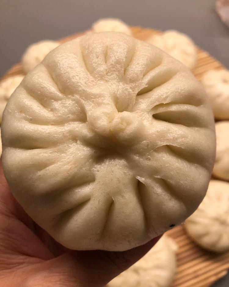 冬笋香菇菜包