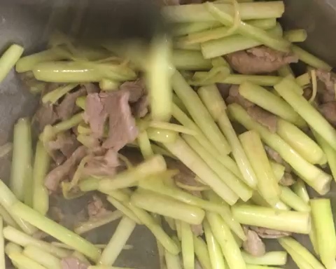 蒲笋炒肉的做法