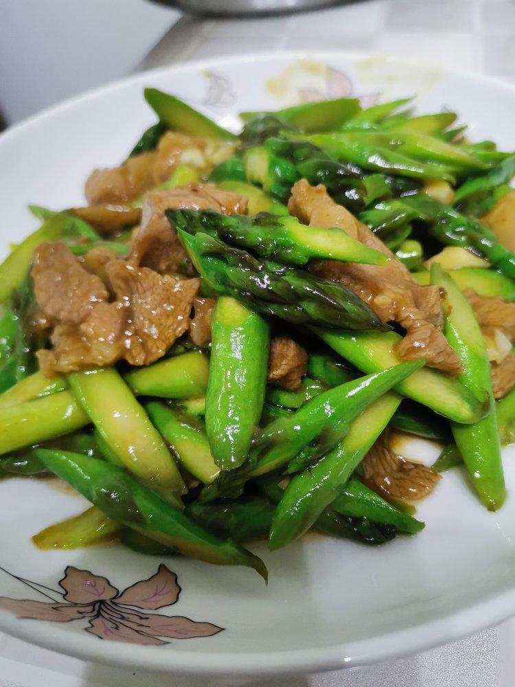 芦笋炒猪肉