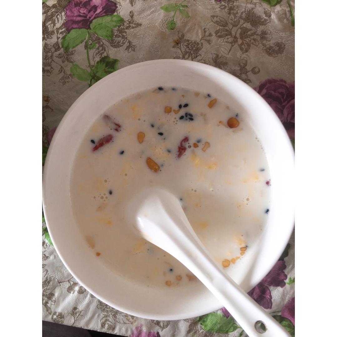 牛奶鸡蛋醪糟