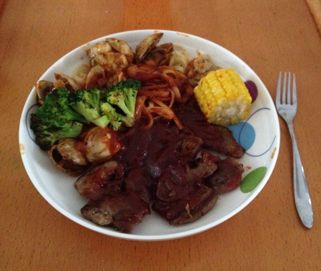 黑椒牛排（配土豆/鸡蛋，意面/蔬菜）