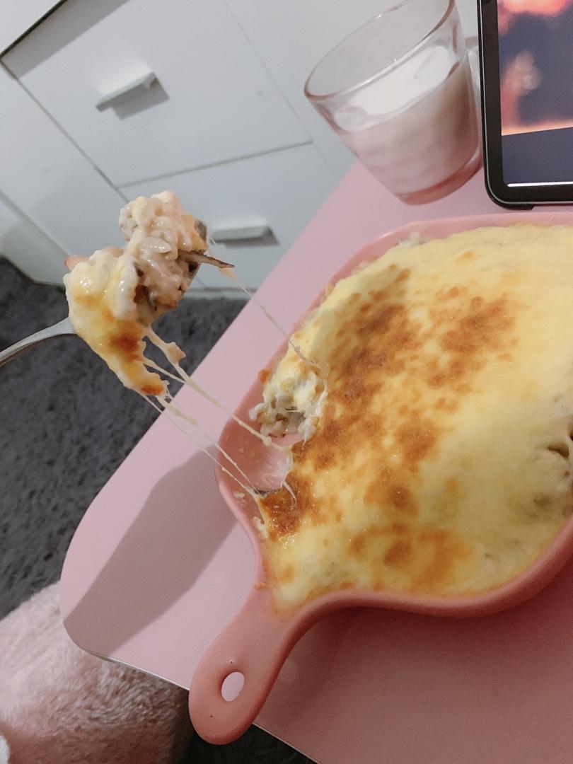 海鲜焗饭 Seafood Fried Rice with Cheesy Topping