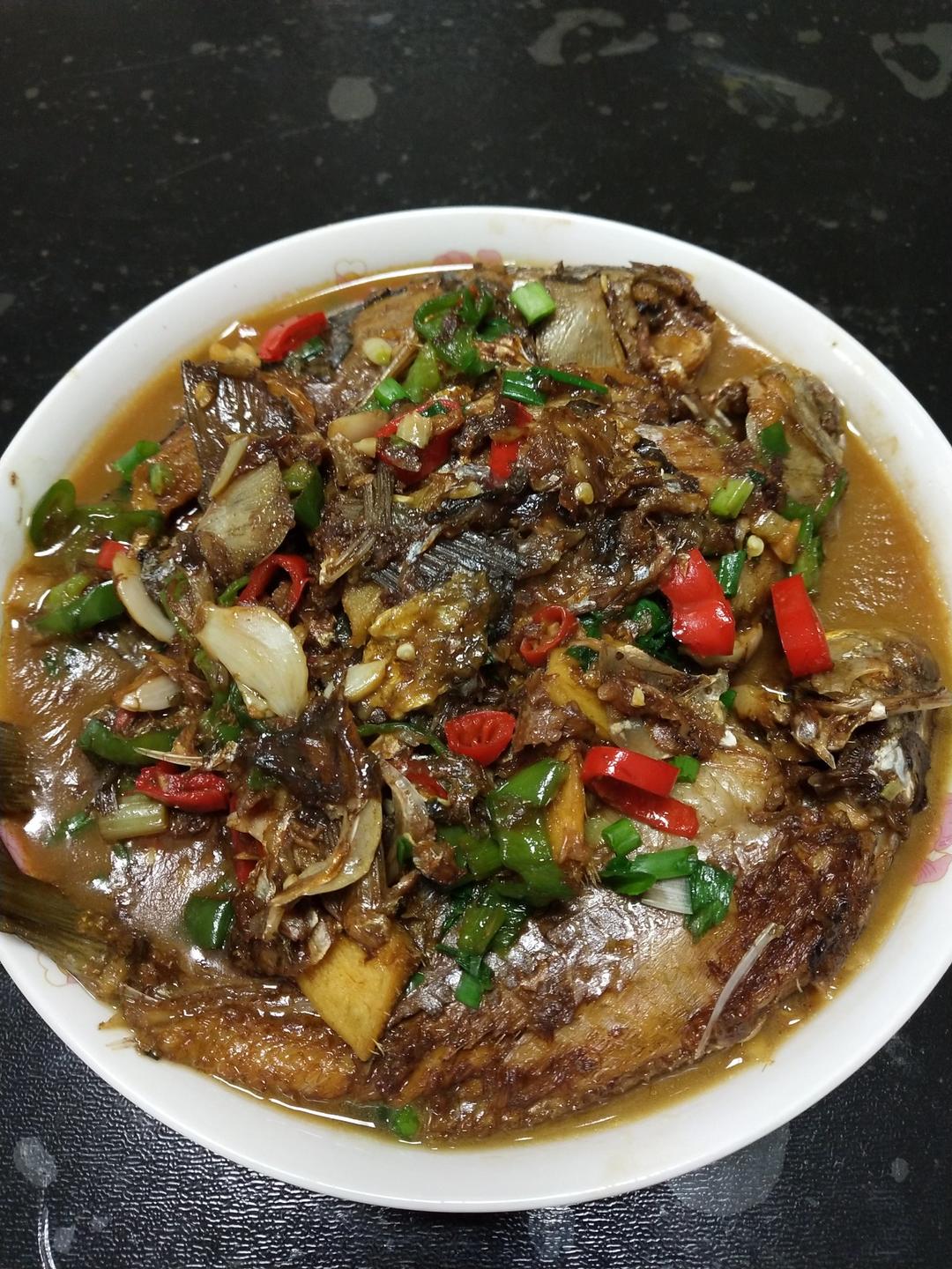红烧鲫鱼