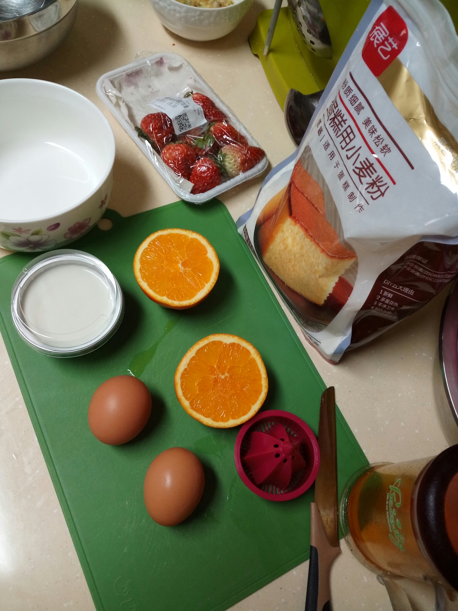 平底锅版:香橙蛋糕卷的做法 步骤1