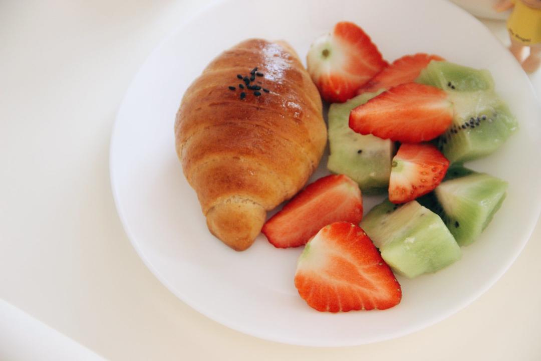 全麦芝麻盐面包