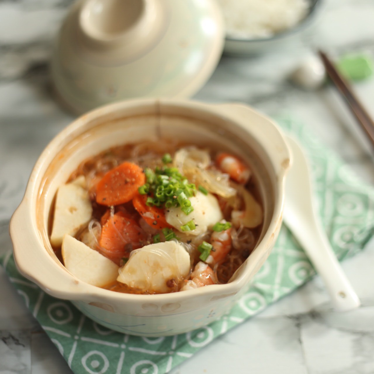 老辰儿做的麻椒芋头粉丝煲