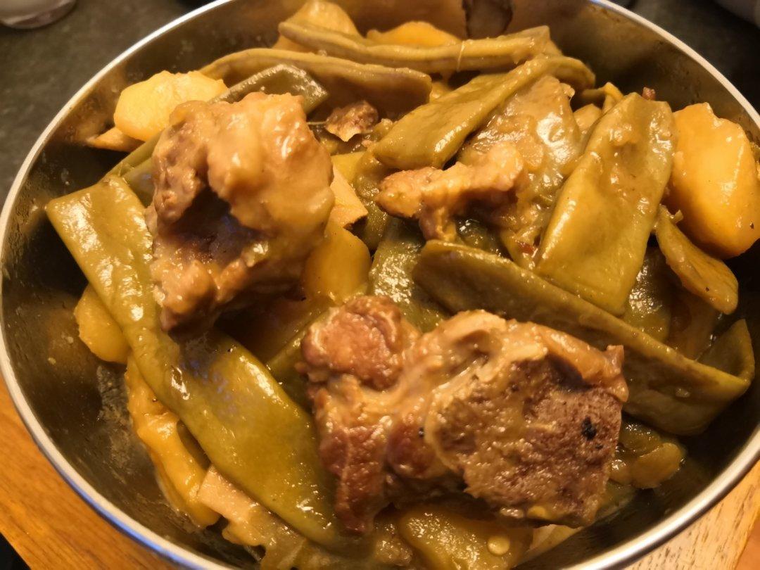 土豆芸豆炖排骨