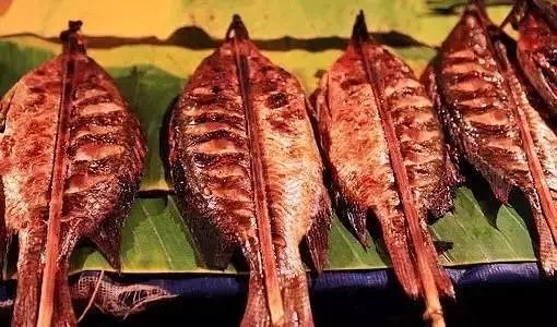 老挝菜—宾巴（烤鱼）的做法