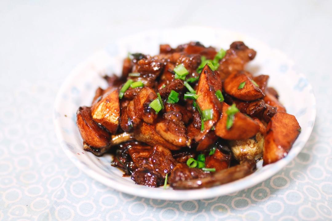 茨菇紅燒肉