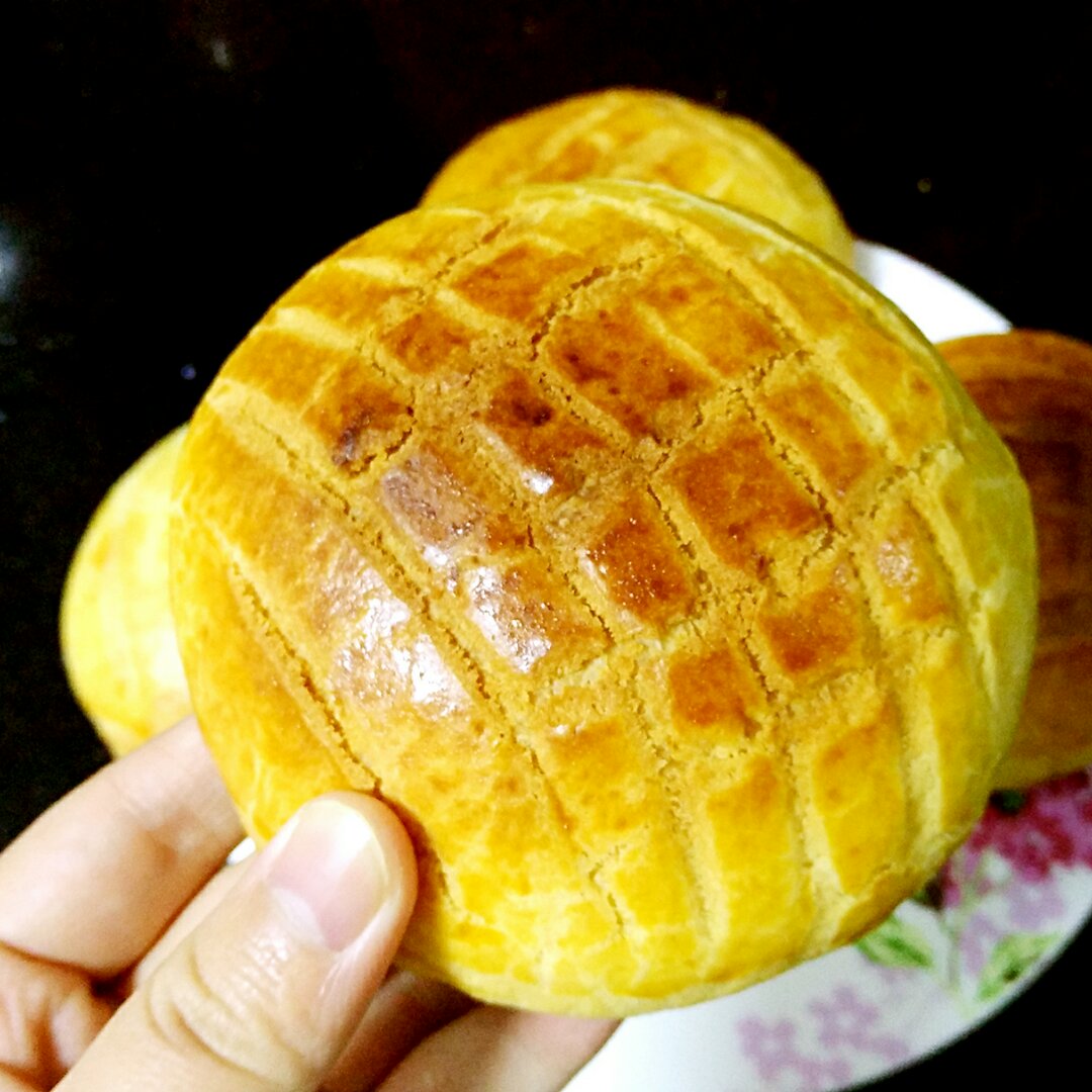 菠萝包