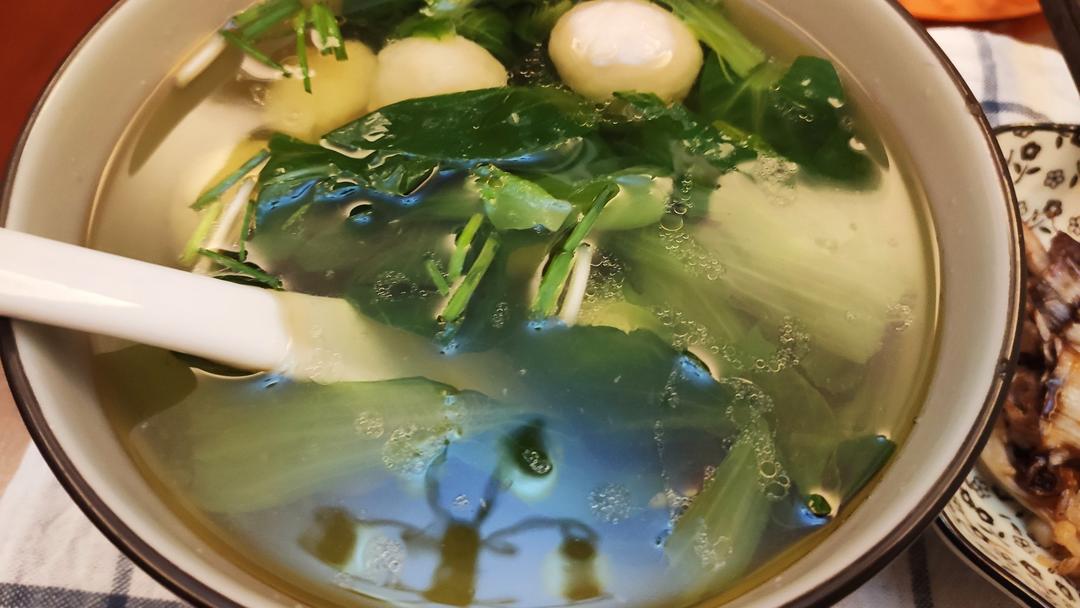 菌菇鱼丸汤