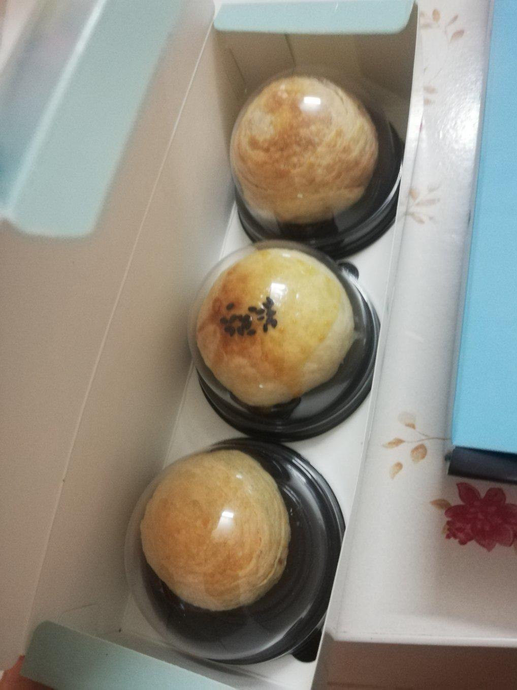 蛋黄酥